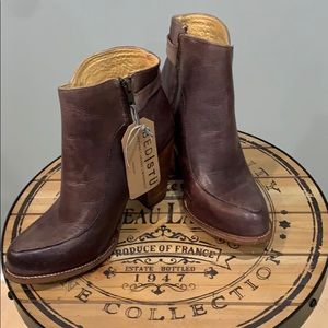 NWT Bed Stu Isla Rustic Bootie Sz. 9